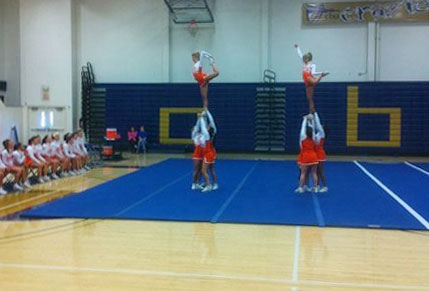 Cheer stunt comp