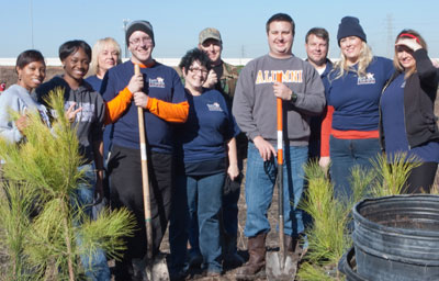 Alumni club planters