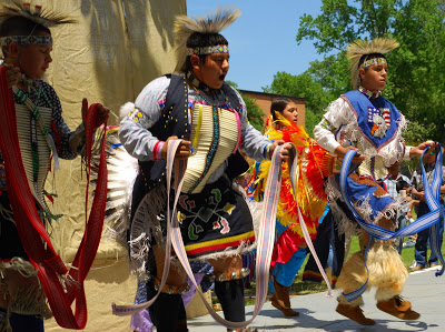 folk festival performance