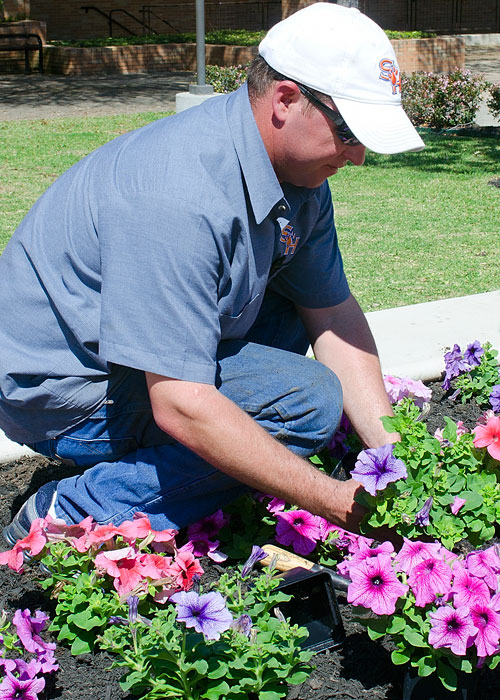 Grounds crewman