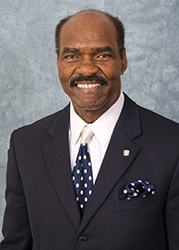 headshot Gerald Irons