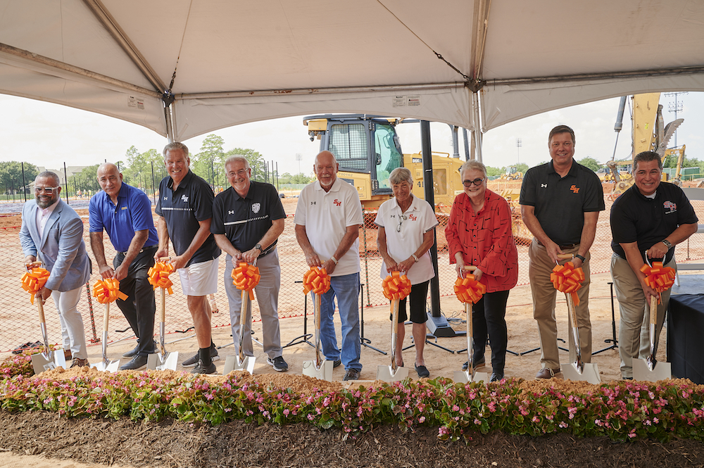 (left to right) Charlie Carri&oacute;n, Jim Jamail, Rob Hubbard, Bobby Williams, Chuck Beckner, Wanda Backner, Alisa White, Matt Bethea and Juan Nunez dig their shovels in during the ground breaking ceremony.